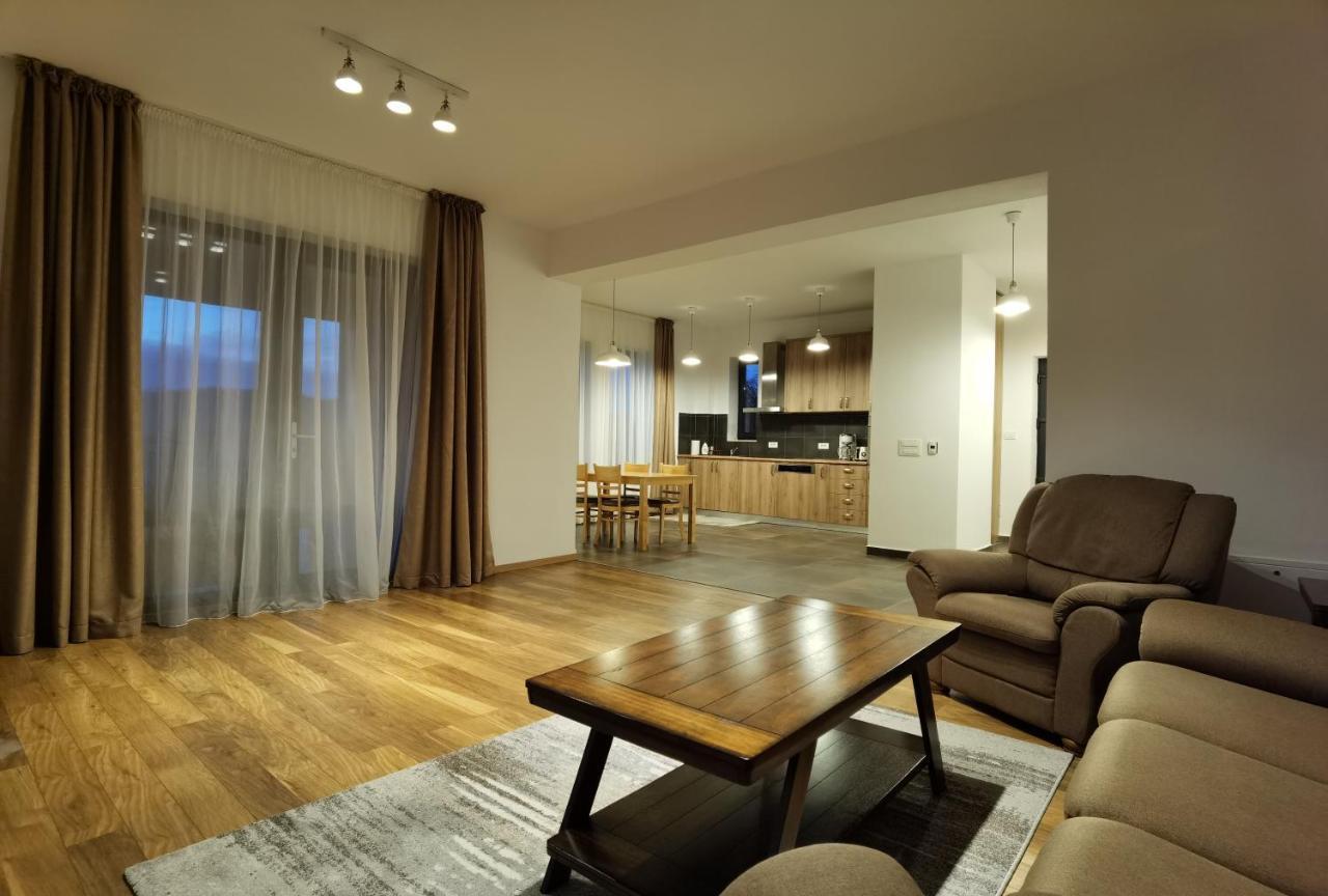 Edanapartments Tohanu Nou Екстер'єр фото