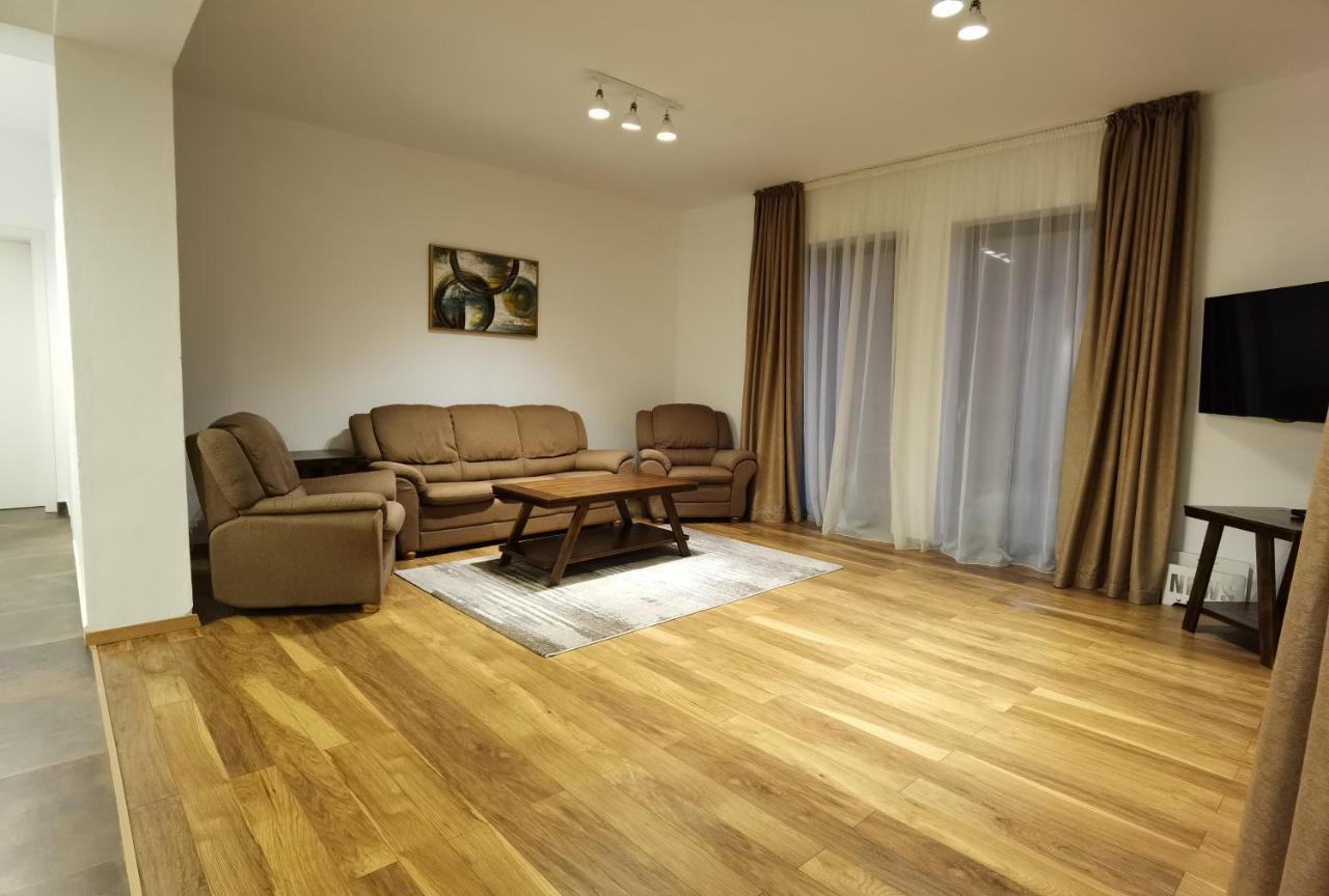 Edanapartments Tohanu Nou Екстер'єр фото